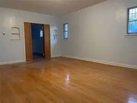  Newly 2 bedroom-1-bath apartment Queens, NY