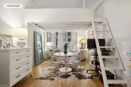 23 Waverly Pl, New York, NY 10003